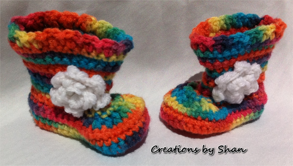 0 To 3 Months Baby Crocheted Rainbow Boots With Flower
